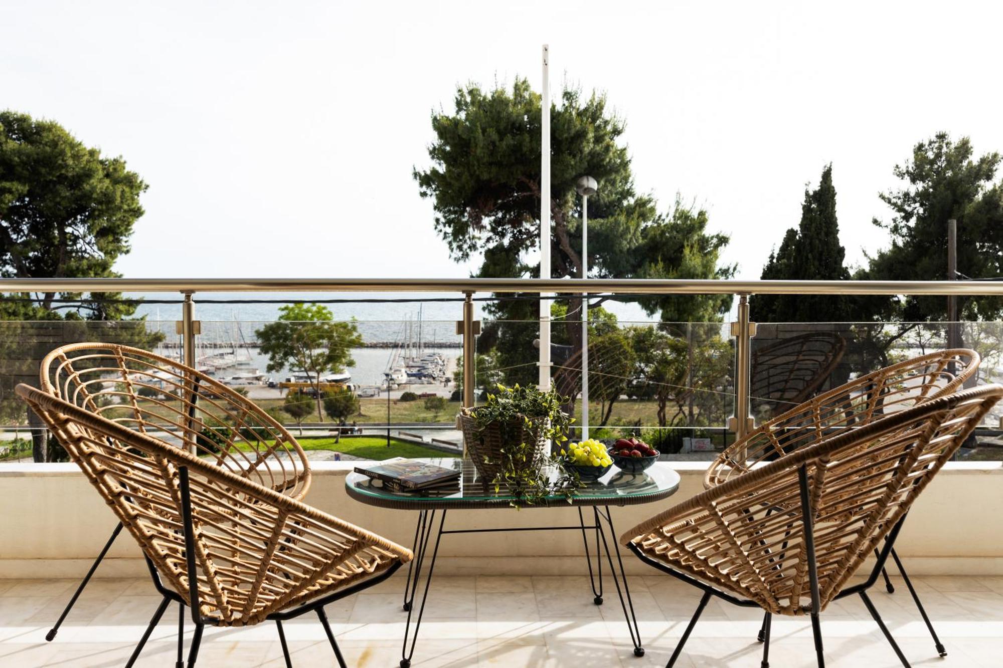 Champagne Sea View Apartment By Binobi! Thessaloniki Exterior photo